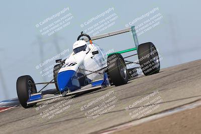 media/Oct-26-2025-CalClub SCCA (Sun) [[8ce1e69566]]/Group 3/Grapevine/